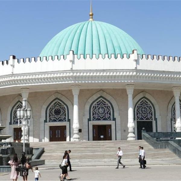 İzmir'den Uçaklı 8 Gece 9 Gün Konaklamalı Kırgızistan, Özbekistan, Kazakistan Turu