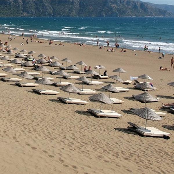 İzmir Çıkışlı günübirlik Dalyan, Kral Mezarları, İztuzu Plajı ve Çamur Banyosu Turu. Üstelik Kahvaltı ve Tekne turu dahil.