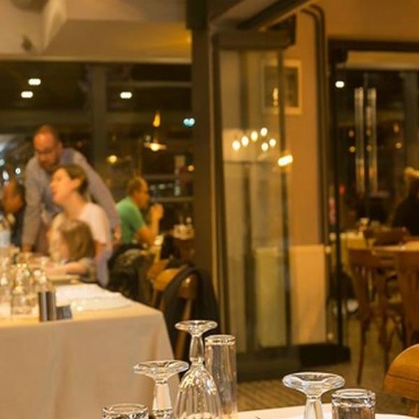 Bostanlı Temiz Mandıra Enfes Lezzetler Eşliğinde Balık Menü