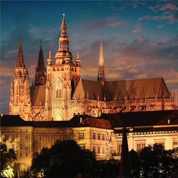 İzmir'den Uçaklı 4 Gece 5 Gün Konaklamalı Tüm Turlar Dahil Orta Avrupa İle Salzburg Ve Hallstatt Turu