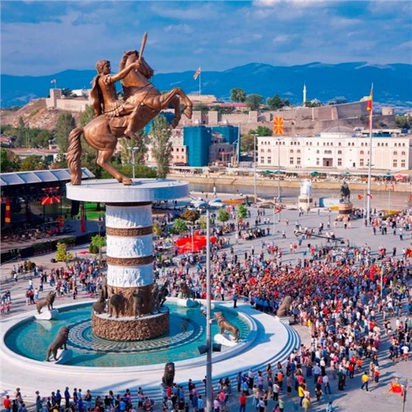 İzmir'den Otobüs İle Çıkışlı 7 Gece 7 Gün Konaklamalı Kosovalı Büyük Balkan Turu