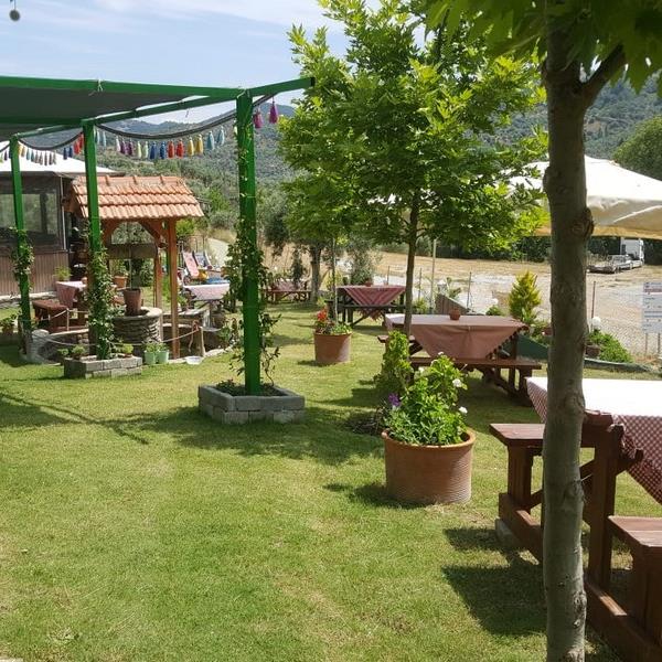 Şirince Keyfince’de Enfes Lezzetler Eşliğinde Serpme Köy Kahvaltısı