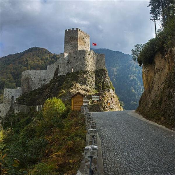 İzmir'den Hareketli 7 Gece 8 Gün Konaklamalı Boydan Boya Karadeniz Rüyası ve Batum Turu