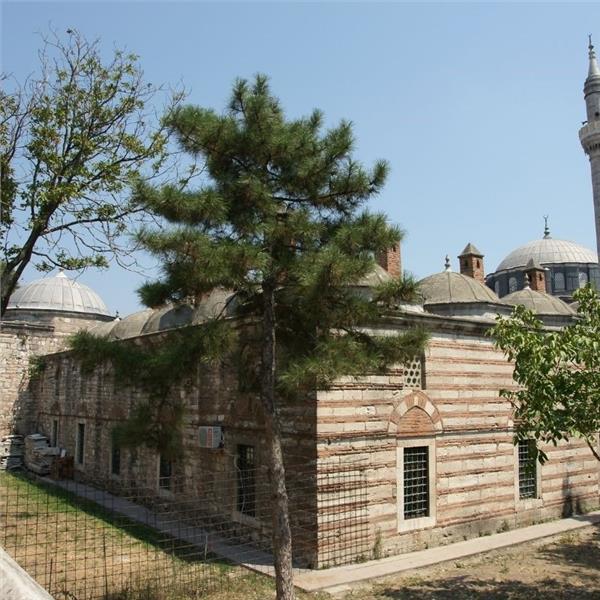 İzmir'den Uçaklı 6 Gece 7 Gün Konaklamalı Vizesiz Özbekistan Ve Gözde Şehirleri Turu