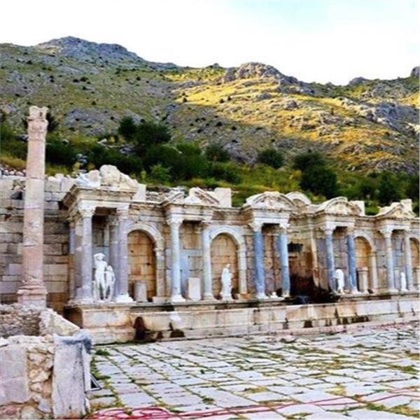 İzmir Çıkışlı Bayram Özel 2 Gece 3 Gün Konaklamalı Isparta Gül Hasadı Şenliği