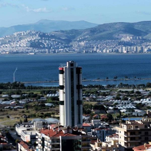 İzmir Ramada Encore Otel’de Çift Kişi Kahvaltı Dahil 1 Gece Konaklama