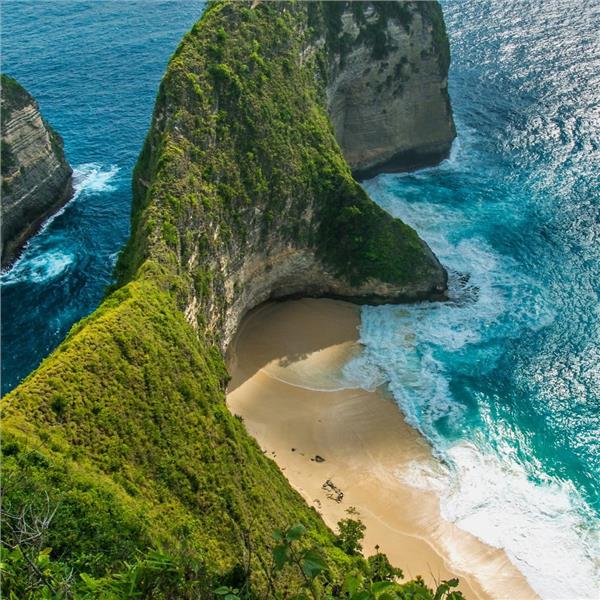 Uçaklı 7 Gece 10 Gün Konaklamalı Kuala Lumpur, Bali Ve Singapur Turu