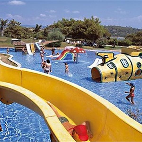 Bölgenin En Büyük Su Parkı Alanya Water Planet Aquapark Girişi ve Limitsiz Soft İçecek Dahil Açık Büfe Fast Food Menü
