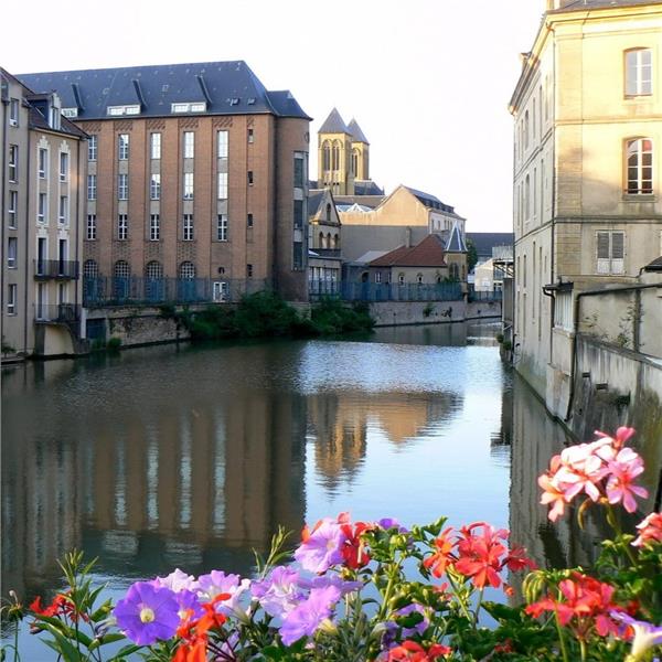 İzmir'den Uçaklı 7 Gece 8 Gün Konaklamalı Beneluks, Paris Ve Köln Turu