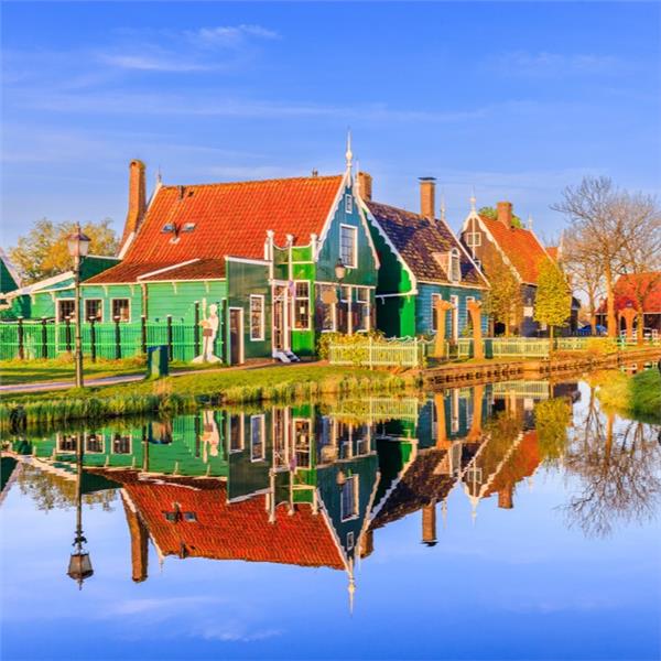 İzmir Uçak İle Hareketli 7 Gece 8 Gün Konaklamalı Benelüx Paris Turu