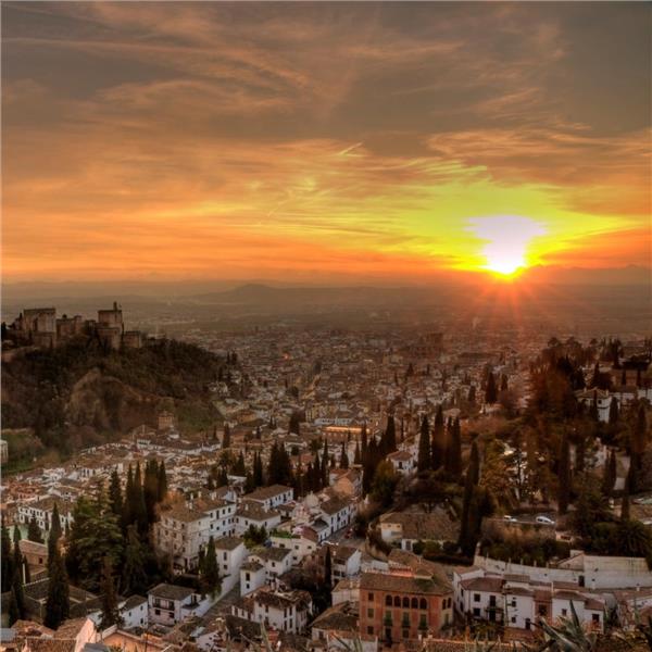 İzmir'den Uçaklı 8 Gece 9 Gün Konaklamalı Büyük Portekiz & İspanya ve Endülüs Turu