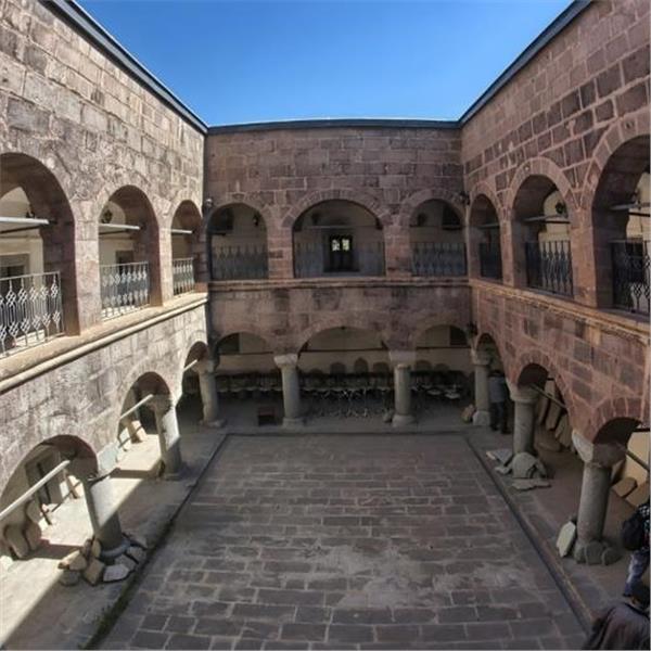 İzmir'den Uçaklı 6 Gece 7 Gün Konaklamalı GAP Doğu Anadolu ve Nahçıvan Turu