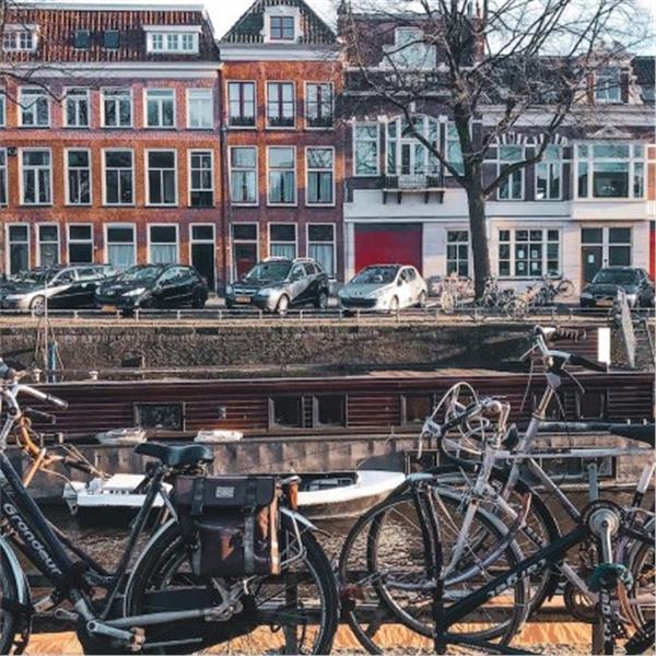 İzmir'den Uçak İle Hareketli 3 Gece 4 Gün Konaklamalı Amsterdam Turu