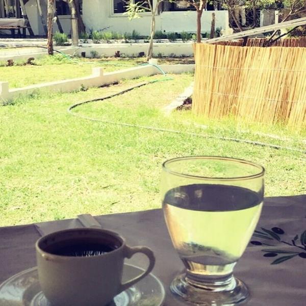 Güzelbahçe Liv Garden Çamlıpınar'da enfes Serpme köy Kahvaltısı keyfi