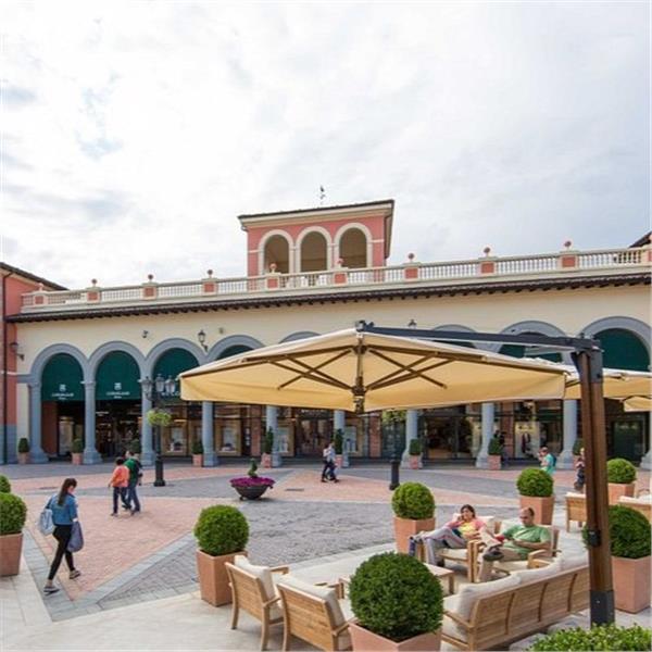 İzmir'den Uçak İle Çıkışlı ve 3 Gece 4 Gün Konaklamalı Milano Outlet & Shopping Turu