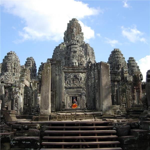 Uçaklı 9 Gece 11 Gün Konaklamalı Vietnam Kamboçya Laos Turu