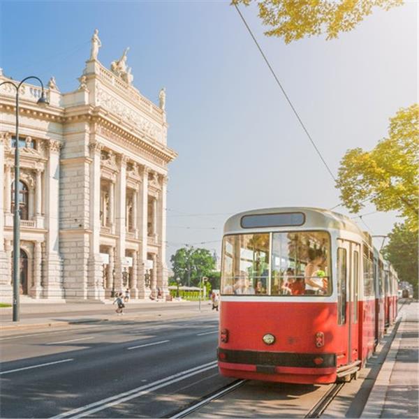 İzmir'den Uçaklı 6 Gece 7 Gün Konaklamalı Büyük Orta Avrupa, Hallstatt Ve Salzburg Turu