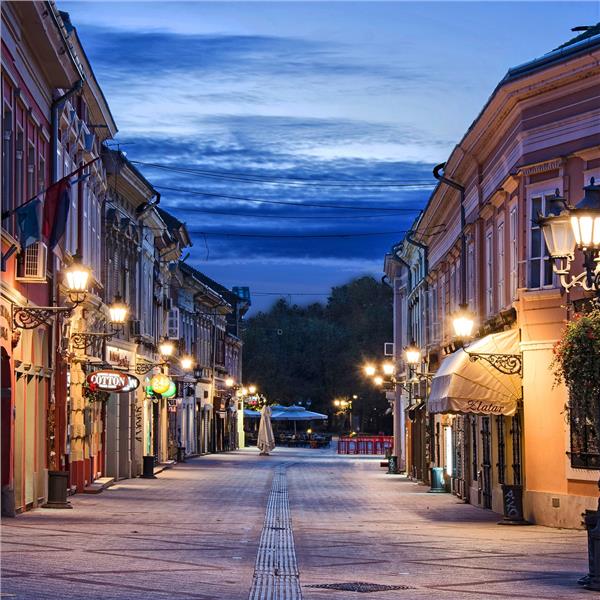 İzmir'den Uçaklı 5 Gece 6 Gün Konaklamalı Orta Avrupa Turu