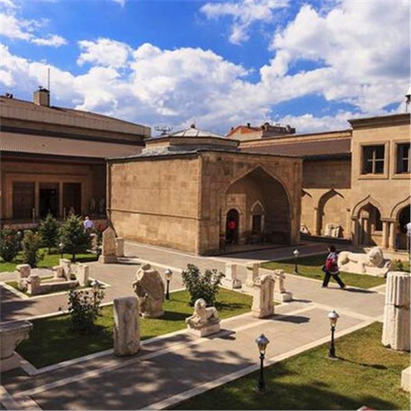 İzmir Hareketli Yılbaşı Özel 2 Gece 3 Gün 5* Barida Hotel Konaklamalı Isparta Davraz Kayak Merkezi Turu