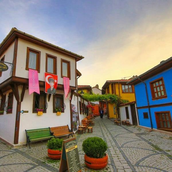 İzmir Çıkışlı Konaklamalı 1 Gece 2 Gün Eskişehir Turu