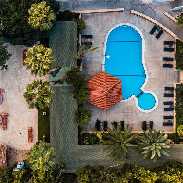 İzmir'den Kalkışlı 3 Gece 4 Gün Uçaklı ve Pia Bella Hotel Konaklamalı 2025 Kıbrıs Yılbaşı Turu