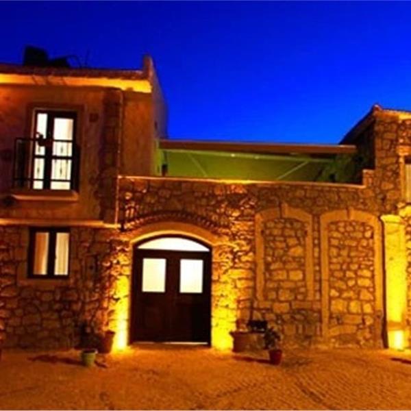 Alaçatı Akşam Sefası Butik Hotel'de Çift Kişilik Konaklama Seçenekleri