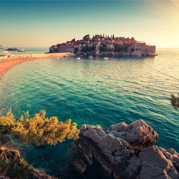 Karadağ'ın İncisi Budva Turu 4 Gün 3 Gece 4 Yıldızlı Otel Konaklamalı 