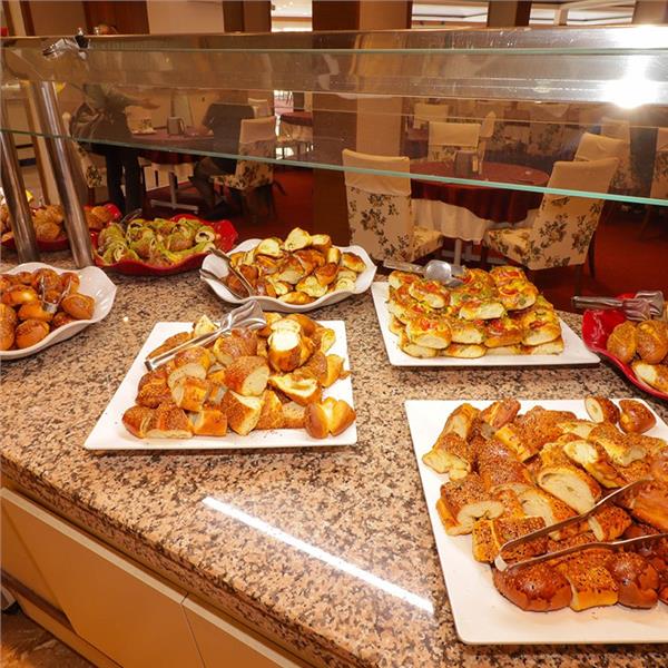 İzmir Hareketli 1 Gece 2 Gün 5* Lycus River Thermal &Spa Hotel Konaklamalı Pamukkale Nikfer Kayak Merkezi Turu