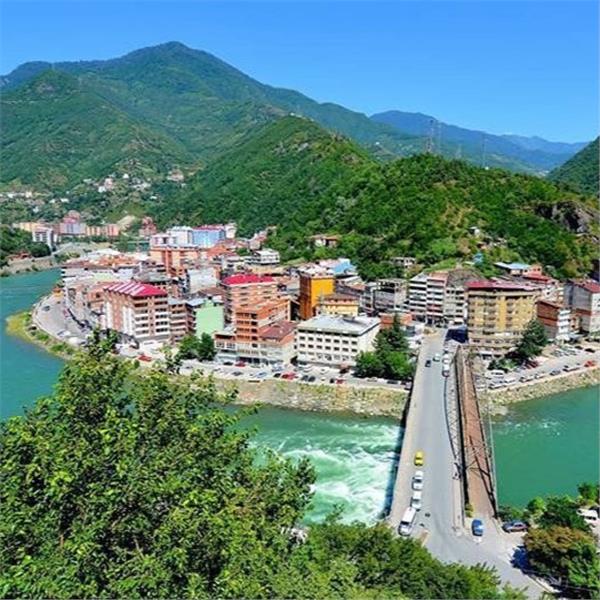 İzmir'den Uçak İle 2 Gece 3 Gün Konaklamalı Demir Elma Festivali ve Karadeniz Turu