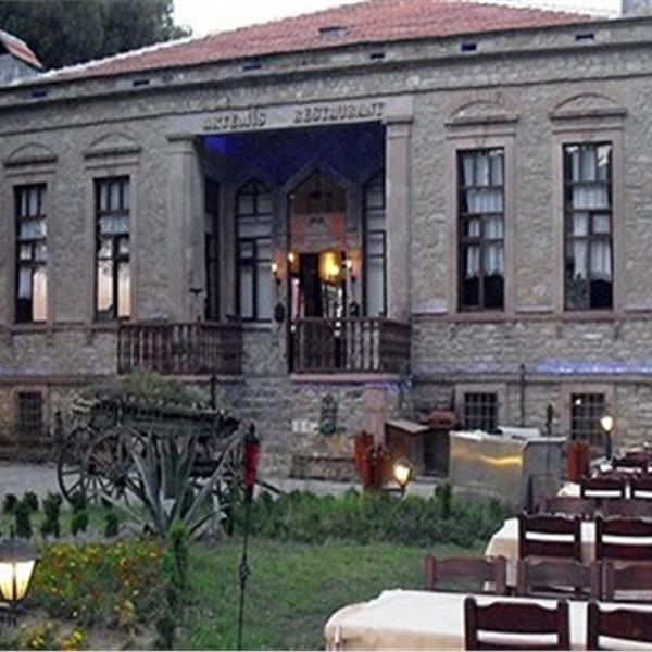 Şirince Artemis Restaurant'da Ödüllü Serpme Köy Kahvaltısı