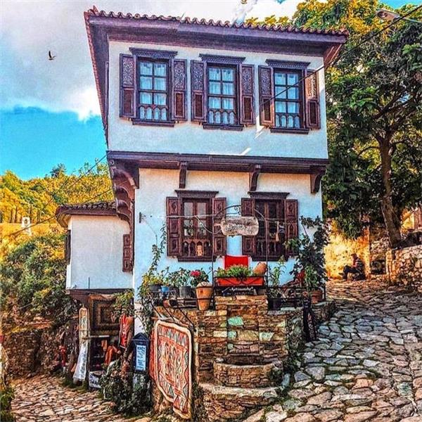 İzmir Çıkışlı Yılbaşı Özel Günübirlik Fasıllı Eğlenceli Şirince Turu