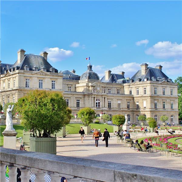 İzmir'den Uçaklı 7 Gece 8 Gün Konaklamalı Benelüks Fransa Almanya Görkemli Üçlü