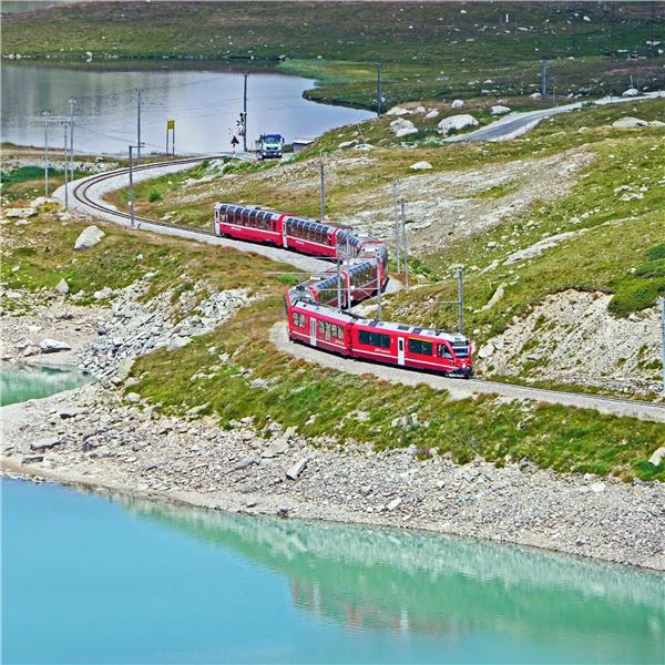 İzmir'den Uçaklı 7 Gece 8 Gün Konaklamalı Alplerin Kalbinde Bernina Expresi İle İsviçre, Fransa, Liechtenstein, İtalya Turu