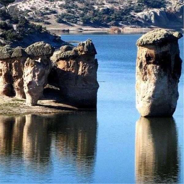 İzmir'den Kalkışlı 1 Gece 2 Gün Konaklamalı Afyon Ayazini Köyü Frig Vadisi Emre Gölü Turu