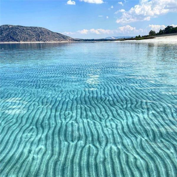 İzmir Çıkışlı 1 gece 2 gün Konaklamalı Davraz Kayak Merkezi, Nikfer Kayak Merkezi ve Salda Gölü Turu.