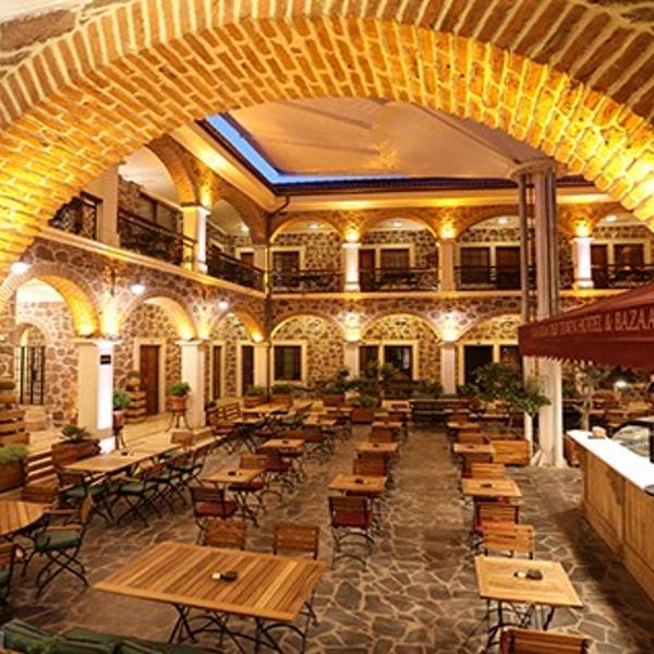 L’agora Old Town'da Canlı Müzik eşliğinde Sevgililer Günü