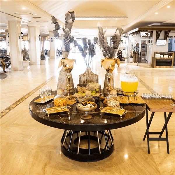 İzmir'den Uçak İle Hareketli Kıbrıs Salamis Bay Conti Resort Hotel Ultra Herşey Dahil Konaklama Seçenekleri Kişi Başı 4399 TL'den Başlayan Fiyatlarla