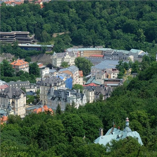 İzmir'den Otobüslü 8 Gece 9 Gün Konaklamalı Tüm Ekstralar ve Çevre Gezileri İle Orta Avrupa Masalı Turu
