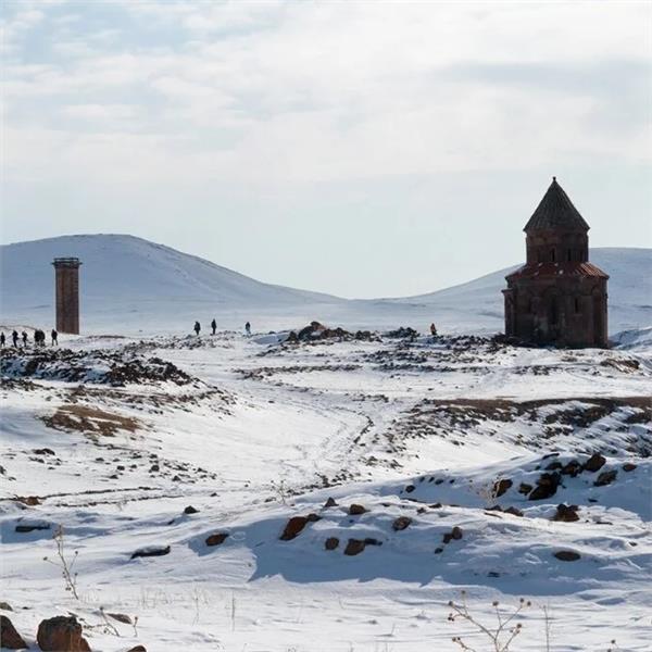 Sevgililer Günü Özel İzmir'den Uçak İle Turistik Doğu Ekspresi Tren Konaklamalı 3 Gece 4 Gün Doğu Ekspresi Turu