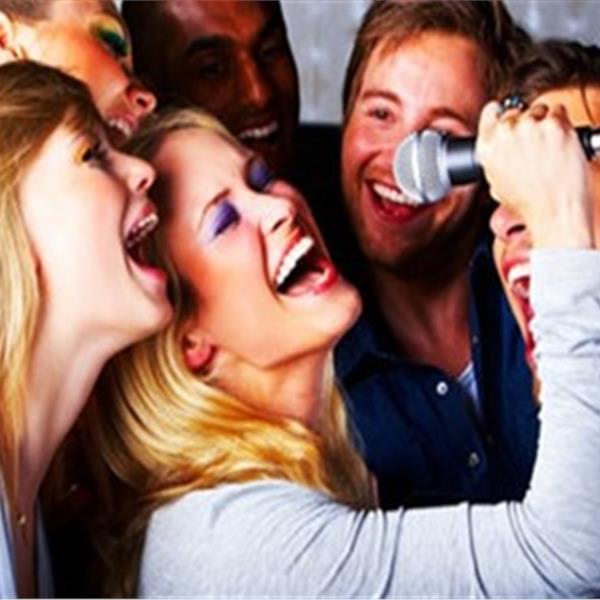 Karaoke Giriş ve İçecek