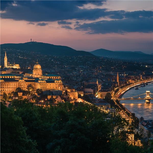 İzmir'den Otobüslü 7 Gece 9 Gün Konaklamalı Belgrad, Budapeşte, Viyana, Prag İle Orta Avrupa Turu