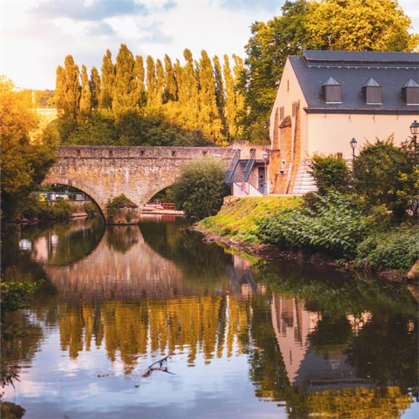 7 Gece 8 Gün Konaklamalı Yılbaşı Özel Benelüx Paris Köln Turu