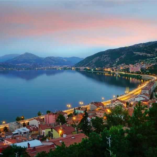 İzmir Çıkışlı 1 Gece 2 Gün Konaklamalı Isparta Lavanta Turu