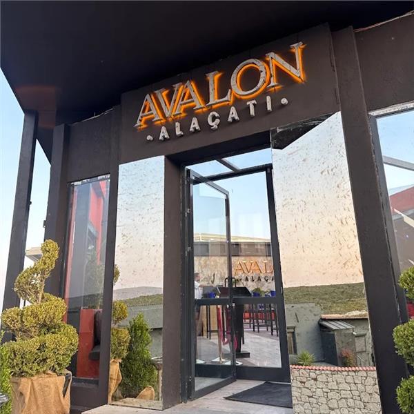 Günübirlik Kali Beach ve Avalon Alaçatı ile Çeşme Beach ve Eğlence Turu