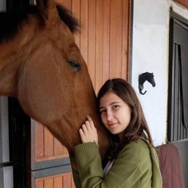 Menderes Atlıspor’da enfes lezzetler eşliğinde serpme kahvaltı ve at binme