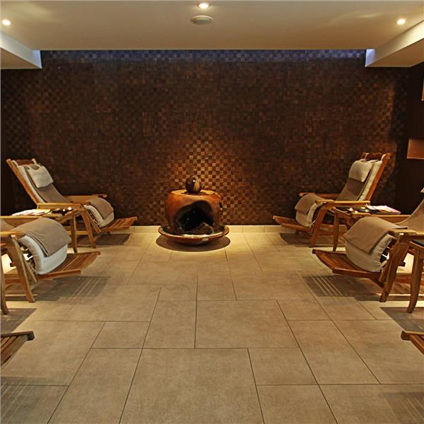 İzmir'den Uçak İle Hareketli Kıbrıs İzmir'den Uçak İle Hareketli Kıbrıs Arkın Palm Beach Hotel Yarım Pansiyon Konaklama Seçenekleri