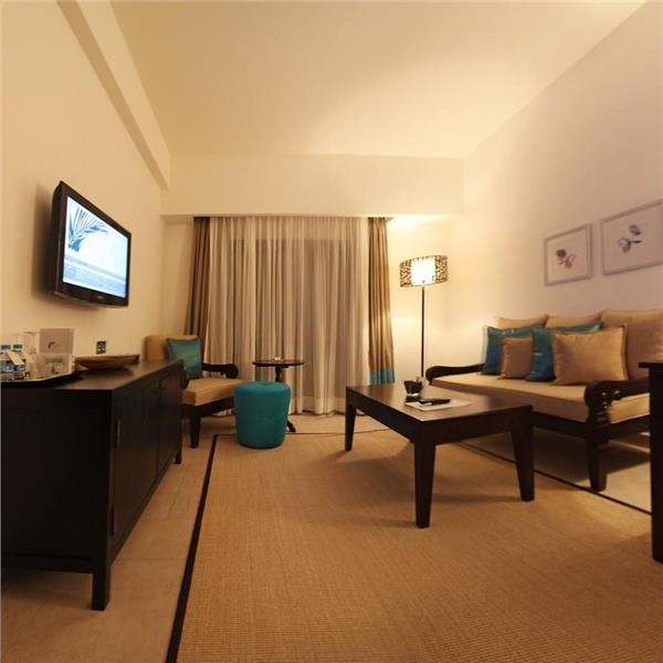 İzmir'den Uçak İle Hareketli Kıbrıs İzmir'den Uçak İle Hareketli Kıbrıs Arkın Palm Beach Hotel Yarım Pansiyon Konaklama Seçenekleri