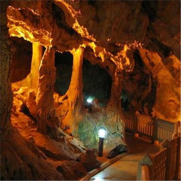 İzmir Hareketli Yılbaşı Özel 2 Gece 3 Gün 5* Barida Hotel Konaklamalı Isparta Davraz Kayak Merkezi Turu