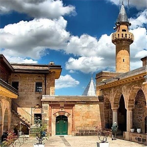 İzmir'den Hareketli 2 Gece 3 Gün Konaklamalı Aksaray, Kırşehir ve Konya İle Aşıklar Diyarına Yolculuk