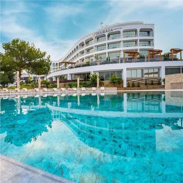 İzmir'den Uçak İle Hareketli Kıbrıs Chamada Prestige Hotel Herşey Dahil Konaklama Seçenekleri